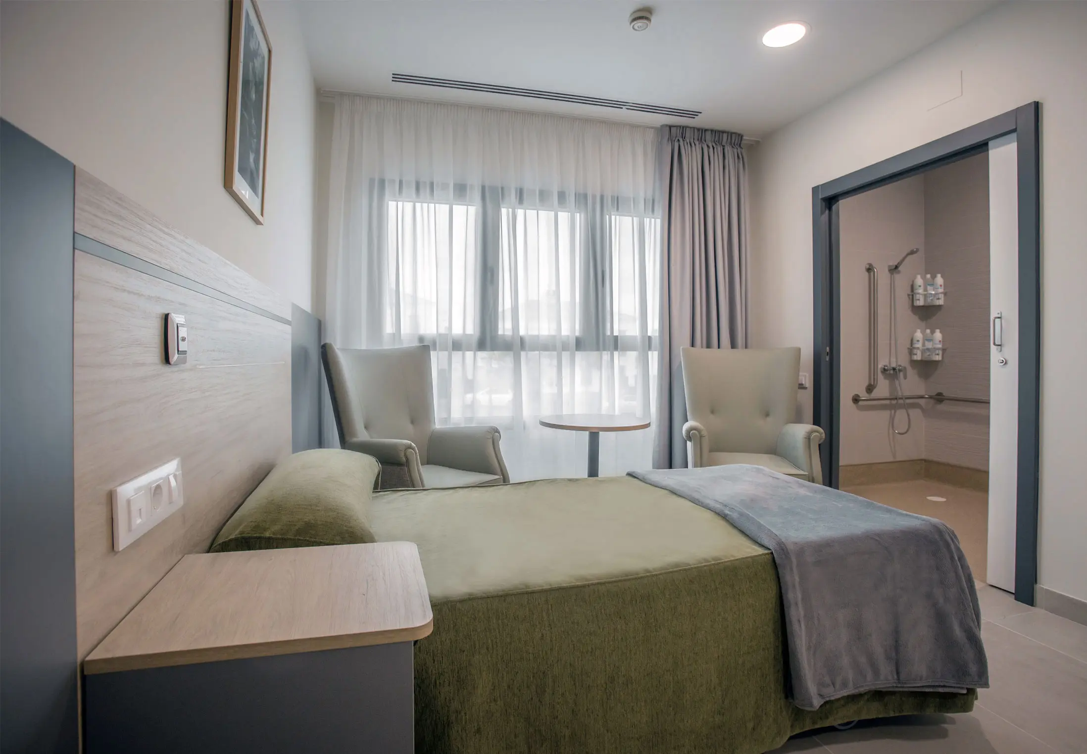 Neurocare Home Tomares Sevilla - Habitaciones individuales y dobles